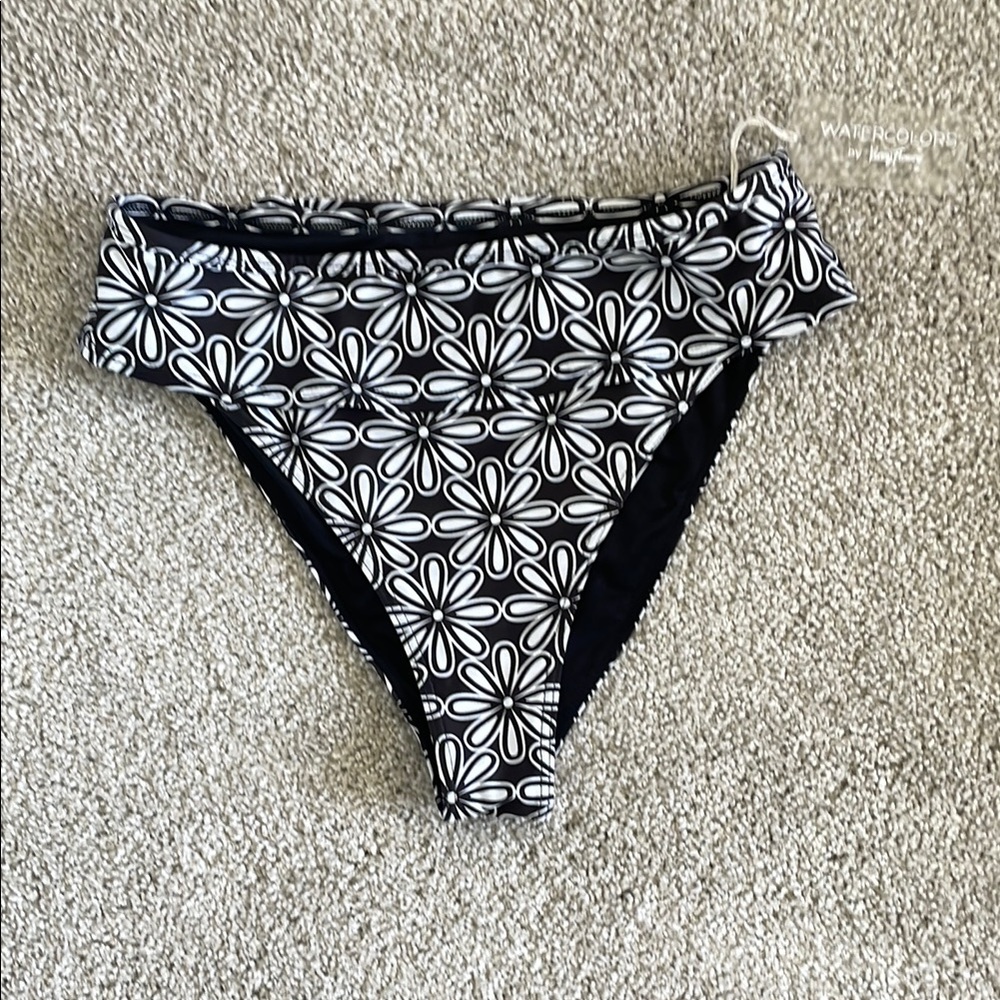 NWT Kenny Flowers The PEDREGAL Black and White Floral Bikini Bottom Size S